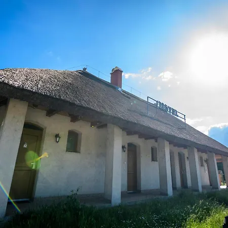 Tekergő és étterem Motel