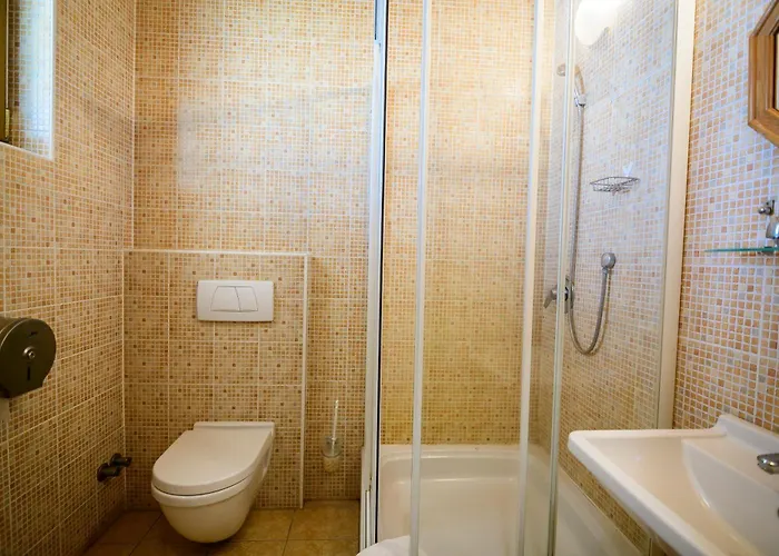 Tekergo Es Etterem *