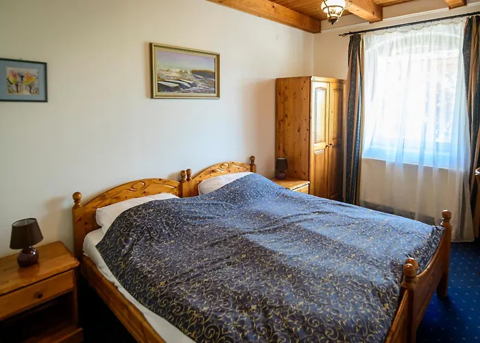 מוטל Tekergo Es Etterem ולנצה