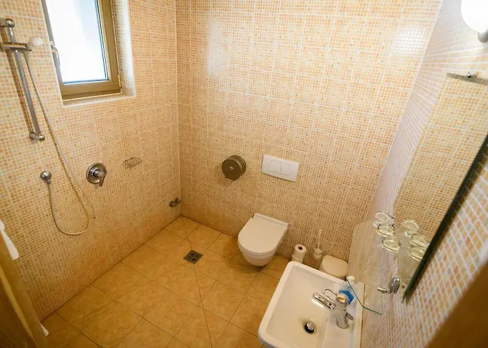 Tekergo Es Etterem *